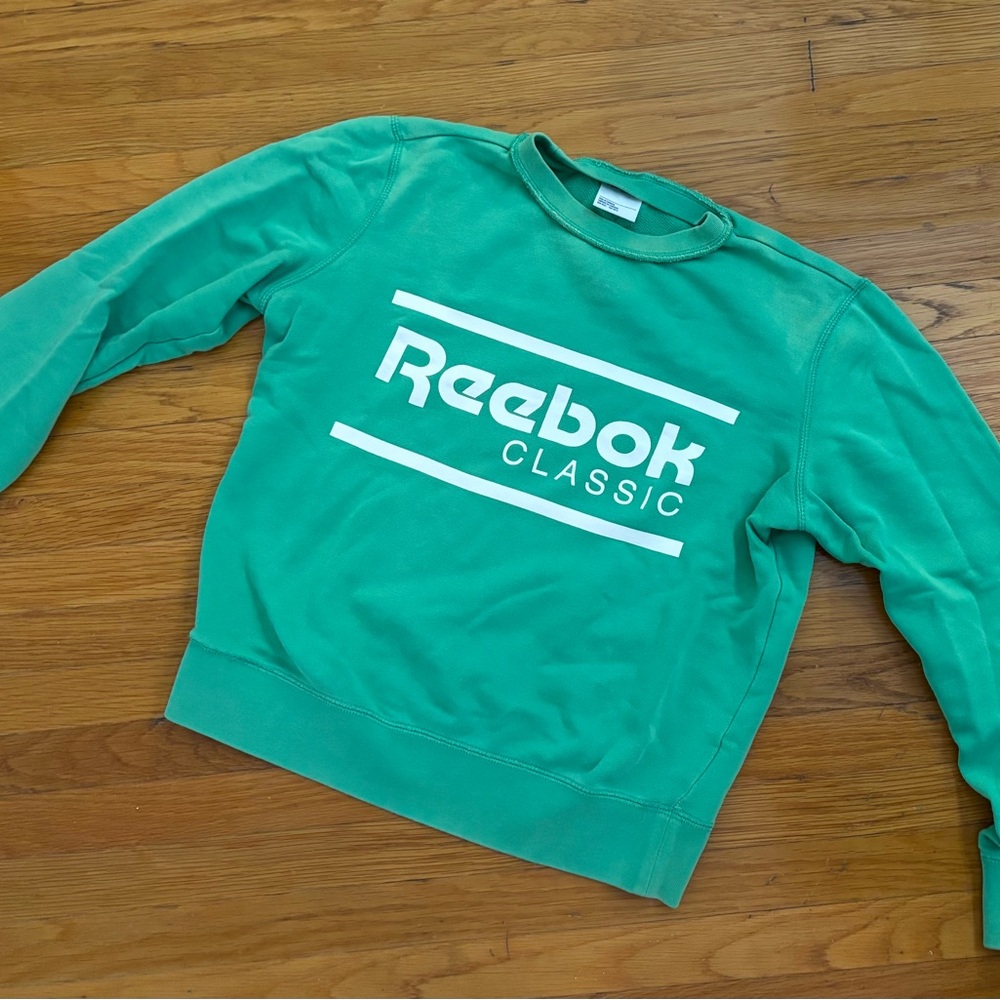Reebok Classic Women's Crewneck Sweater in Green